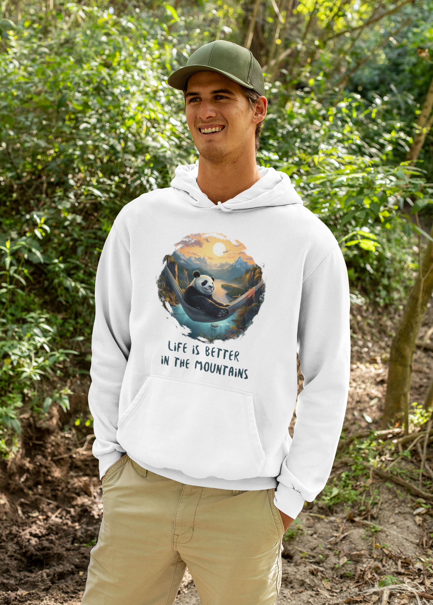 LIFE IS BETTER IN THE MOUNTAINS - Hoodie Unisex